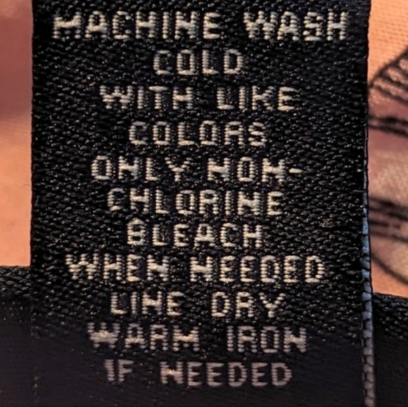 🪸NWOT Ruffled Floral Criss Cross Tie Crop Top by Rue21 - Picture 7 of 7